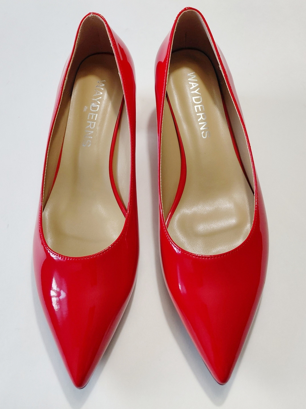 WAYDERNS Women's Red Patent Pointed-Toe Pumps Size 9.5
